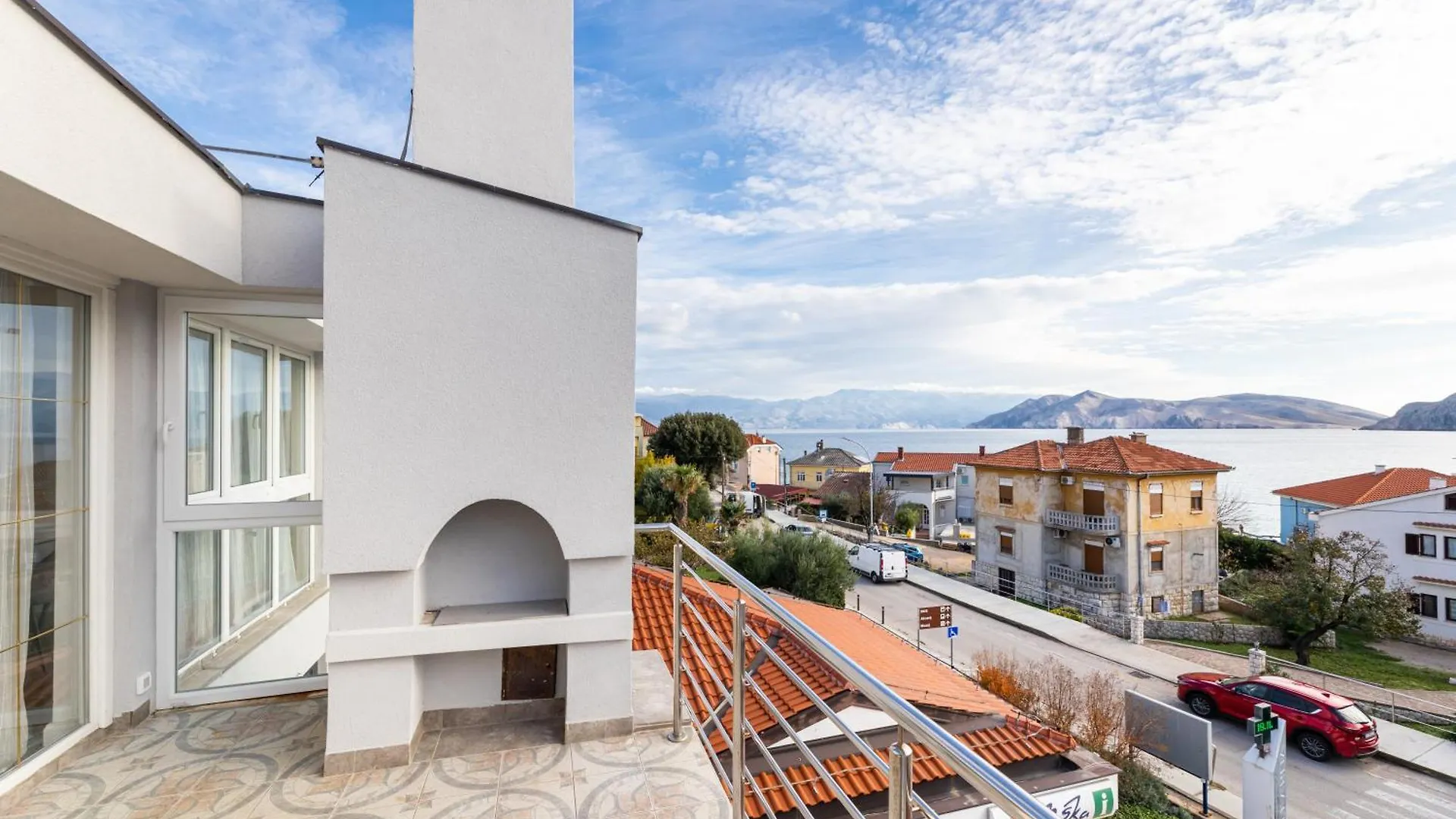 Apartment Apartman 114 Baska  Croatia